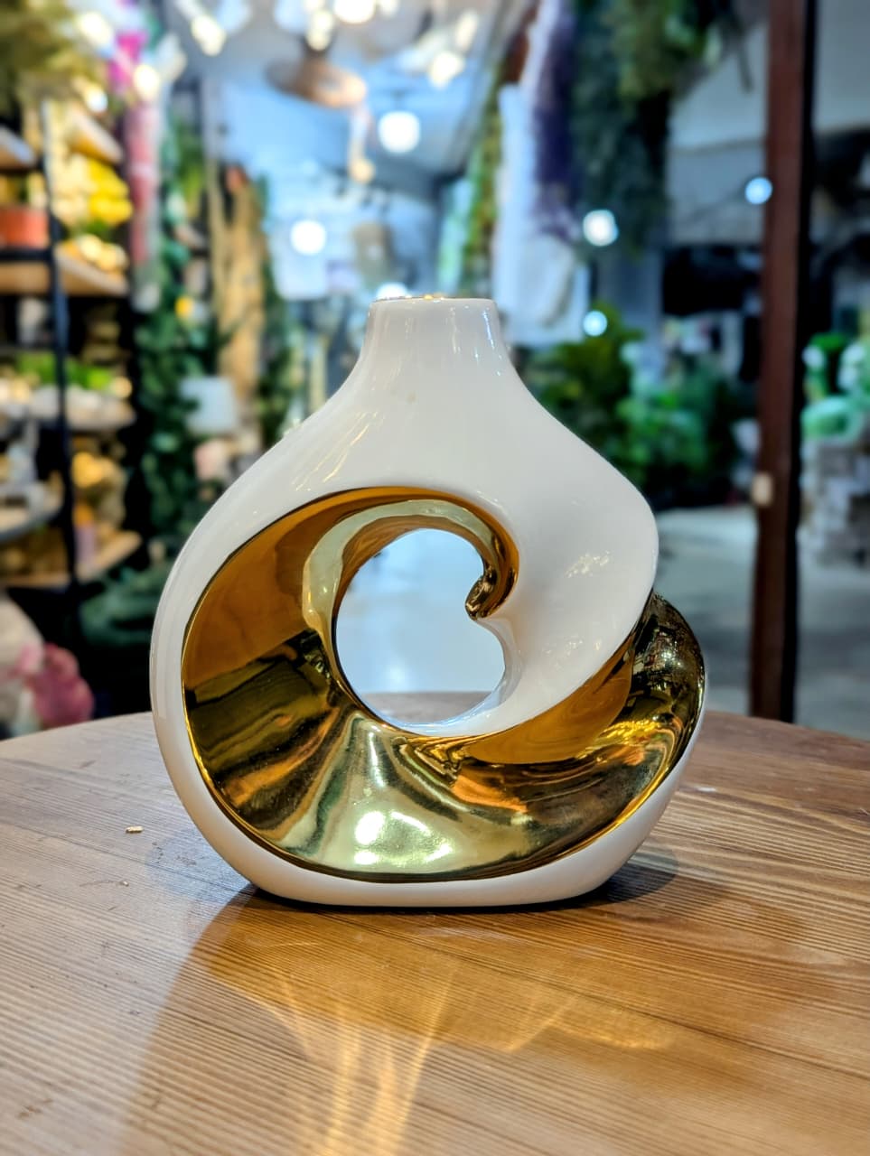 Elegant White & Gold Modern Ceramic Vase