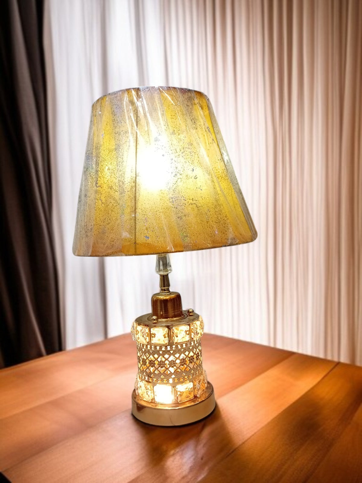 Exquisite Crystal & Metal Decorative Table Lamp complete set